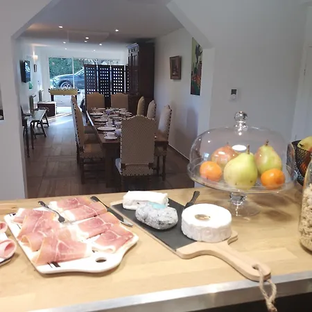 Les Hauts D'etretat בית הארחה