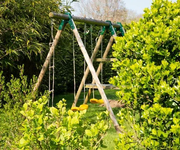 Les Hauts D'etretat Guest house